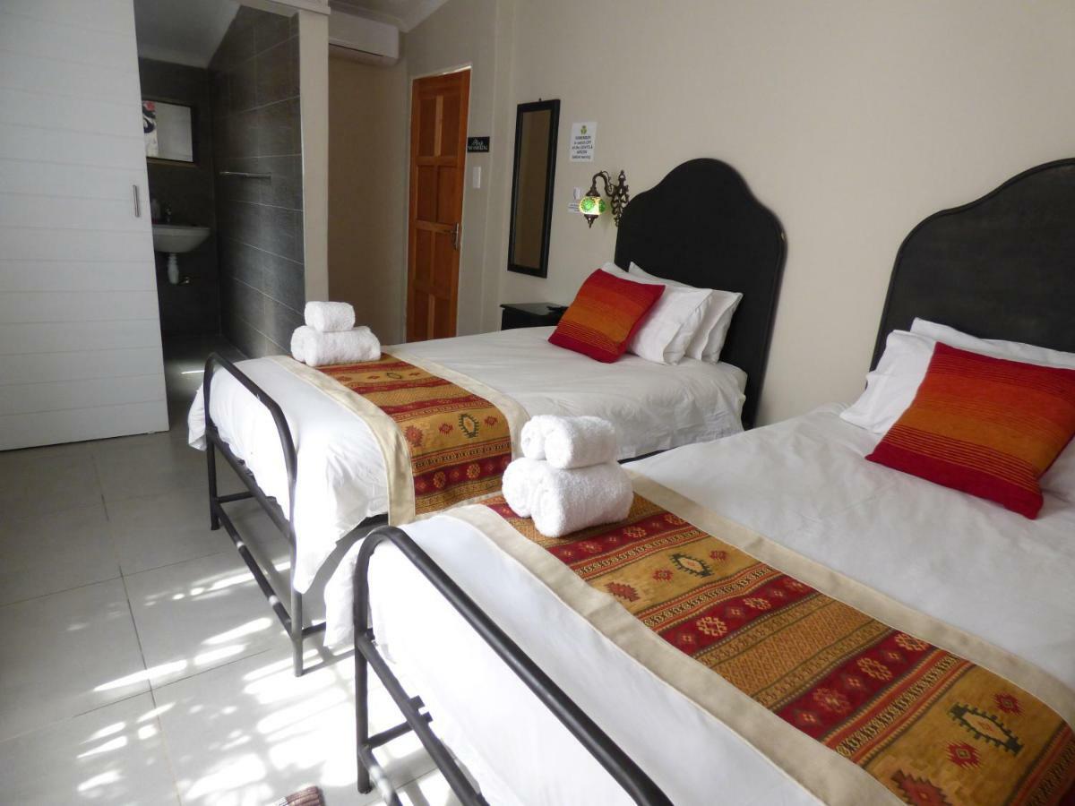 Auberge de jeunesse Tsumeb Backpackers & Safari Extérieur photo