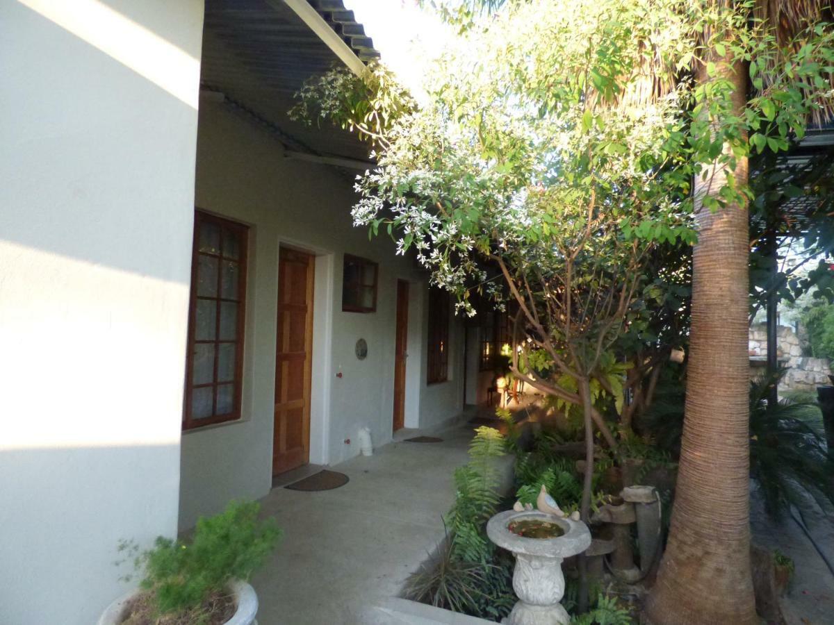 Auberge de jeunesse Tsumeb Backpackers & Safari Extérieur photo